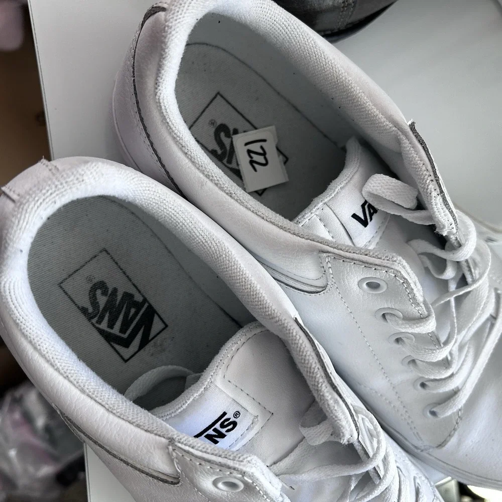Vans minimalist white